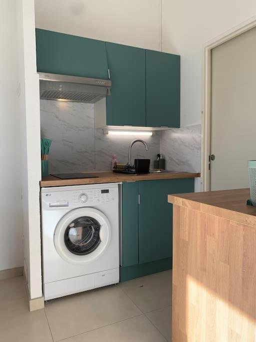 Maisonnette Dans Belle Residence Saint-Vallier-de-Thiey Extérieur photo