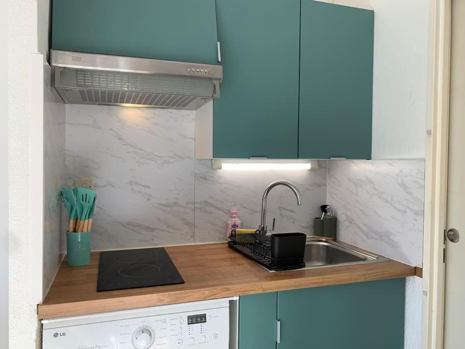 Maisonnette Dans Belle Residence Saint-Vallier-de-Thiey Extérieur photo